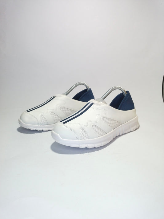 Casual women's walking shoes