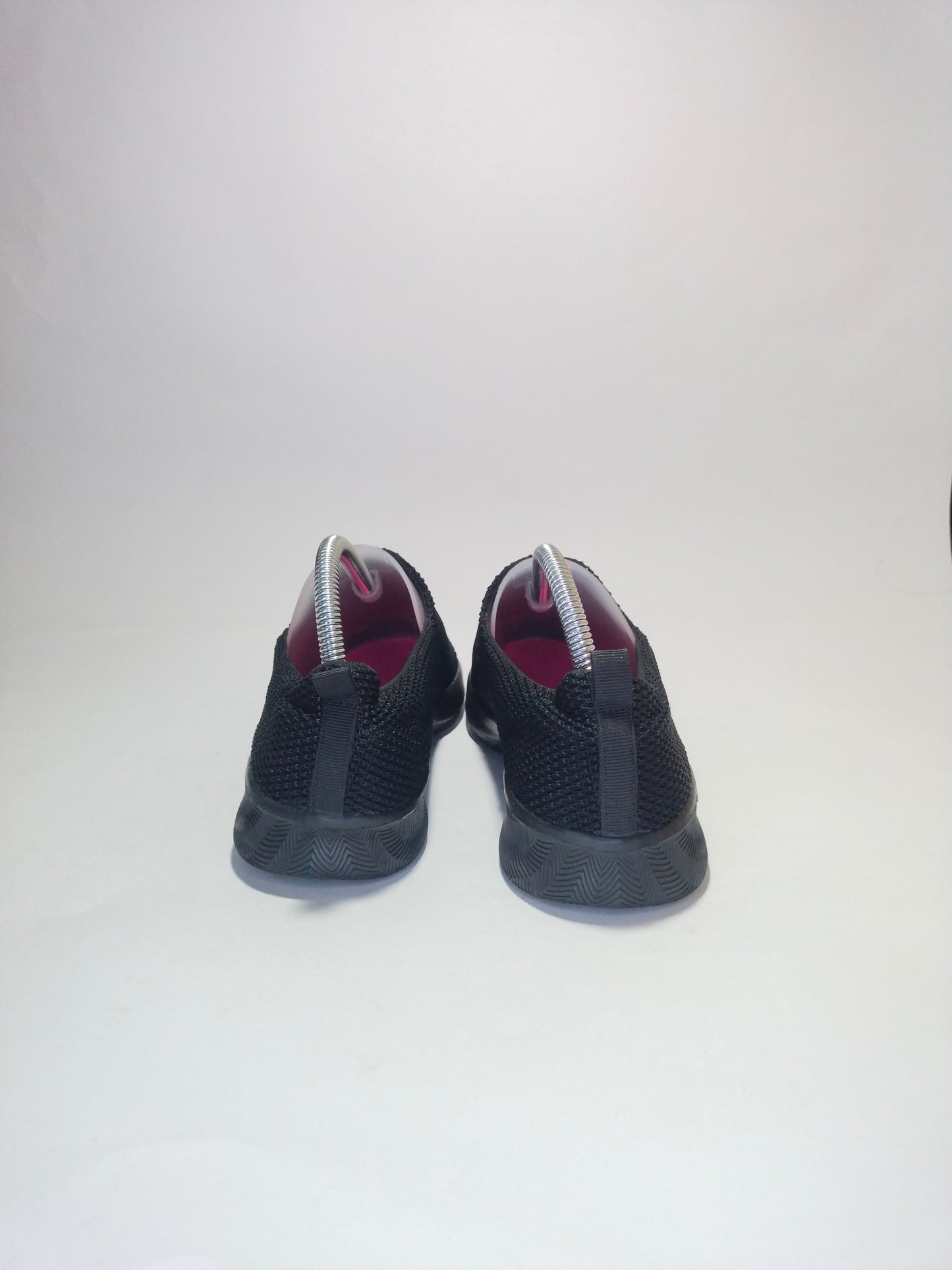 Casual women's walking shoes