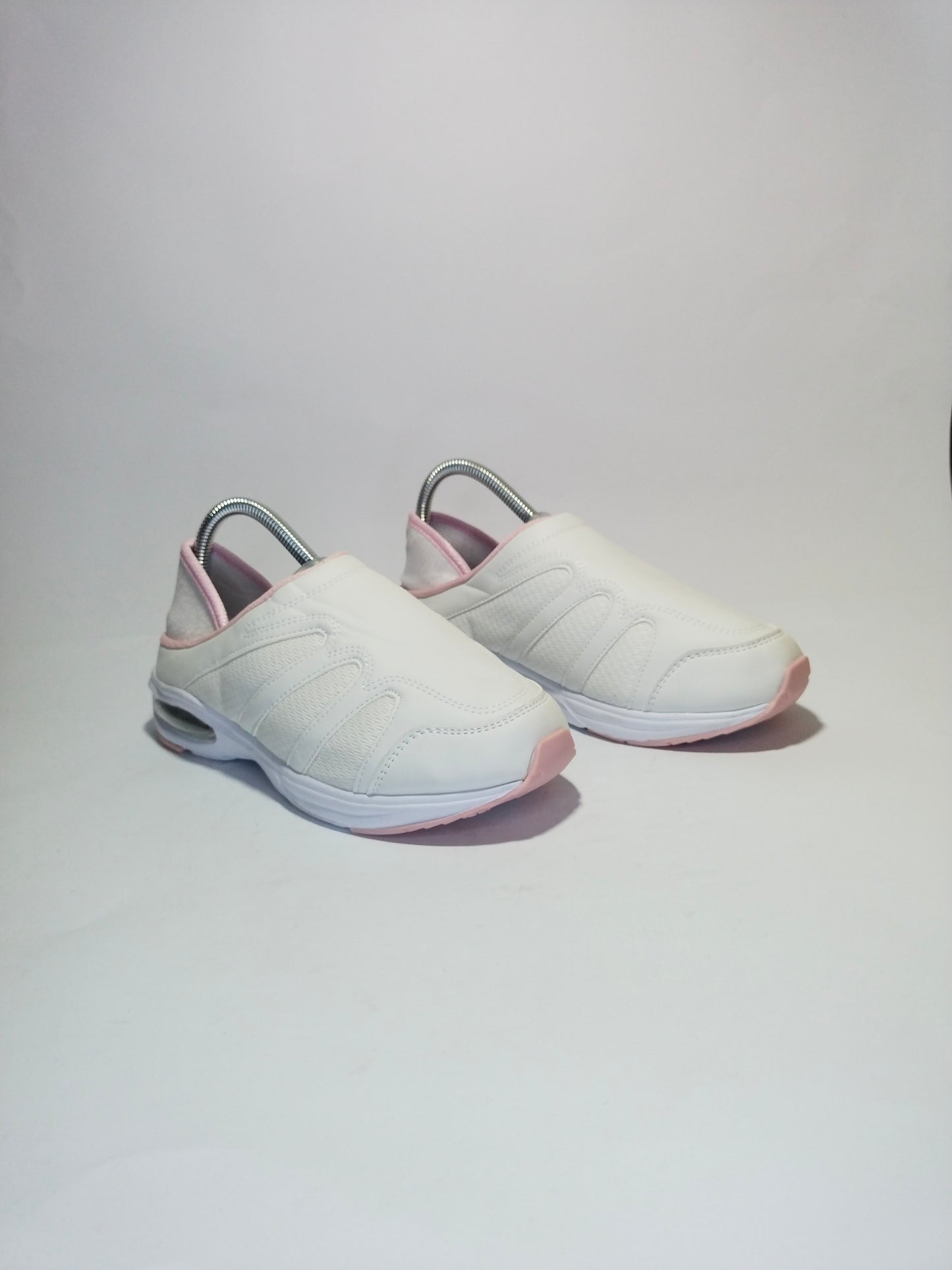 Casual women's walking shoes