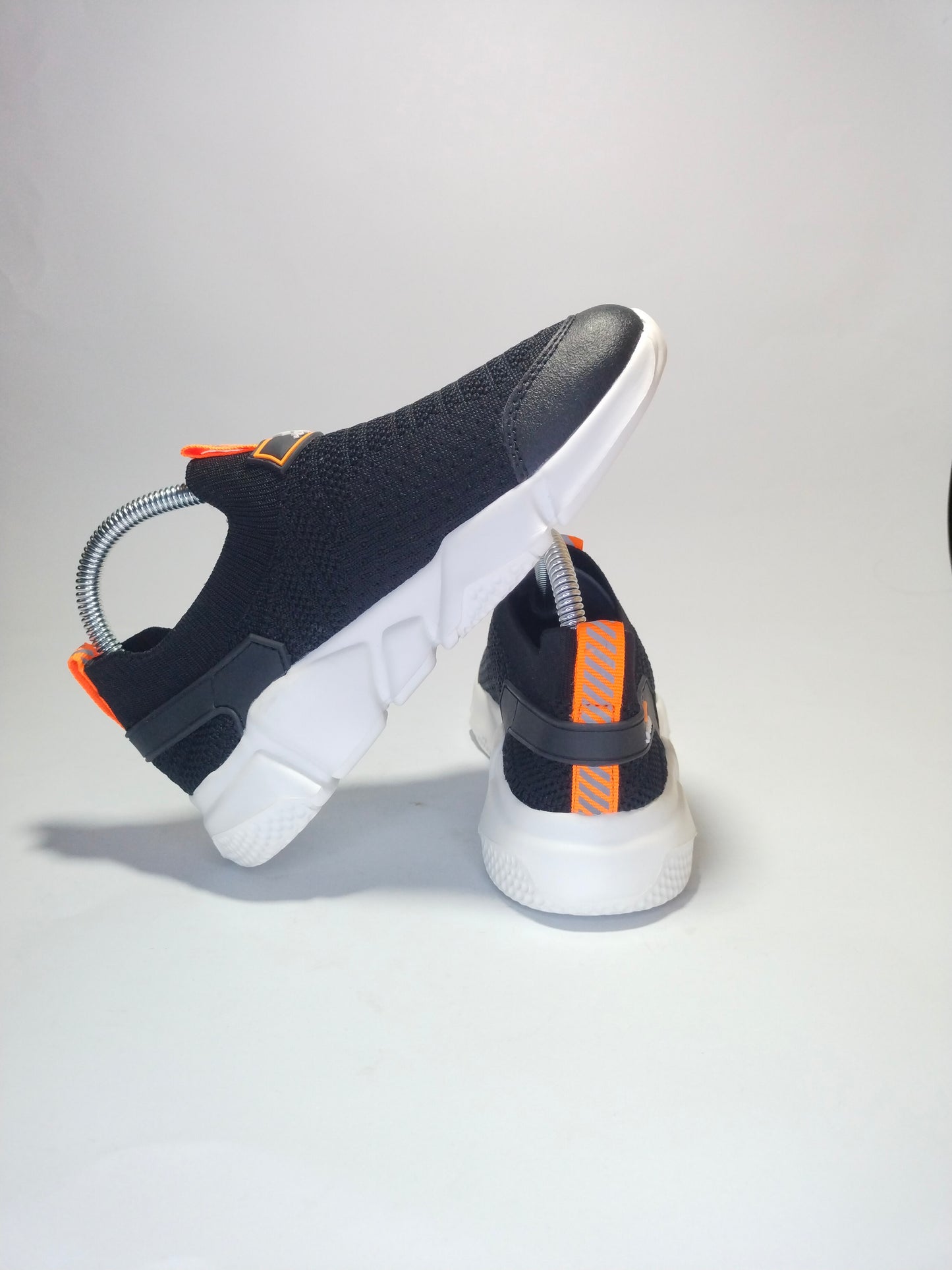 Casual women's walking shoes