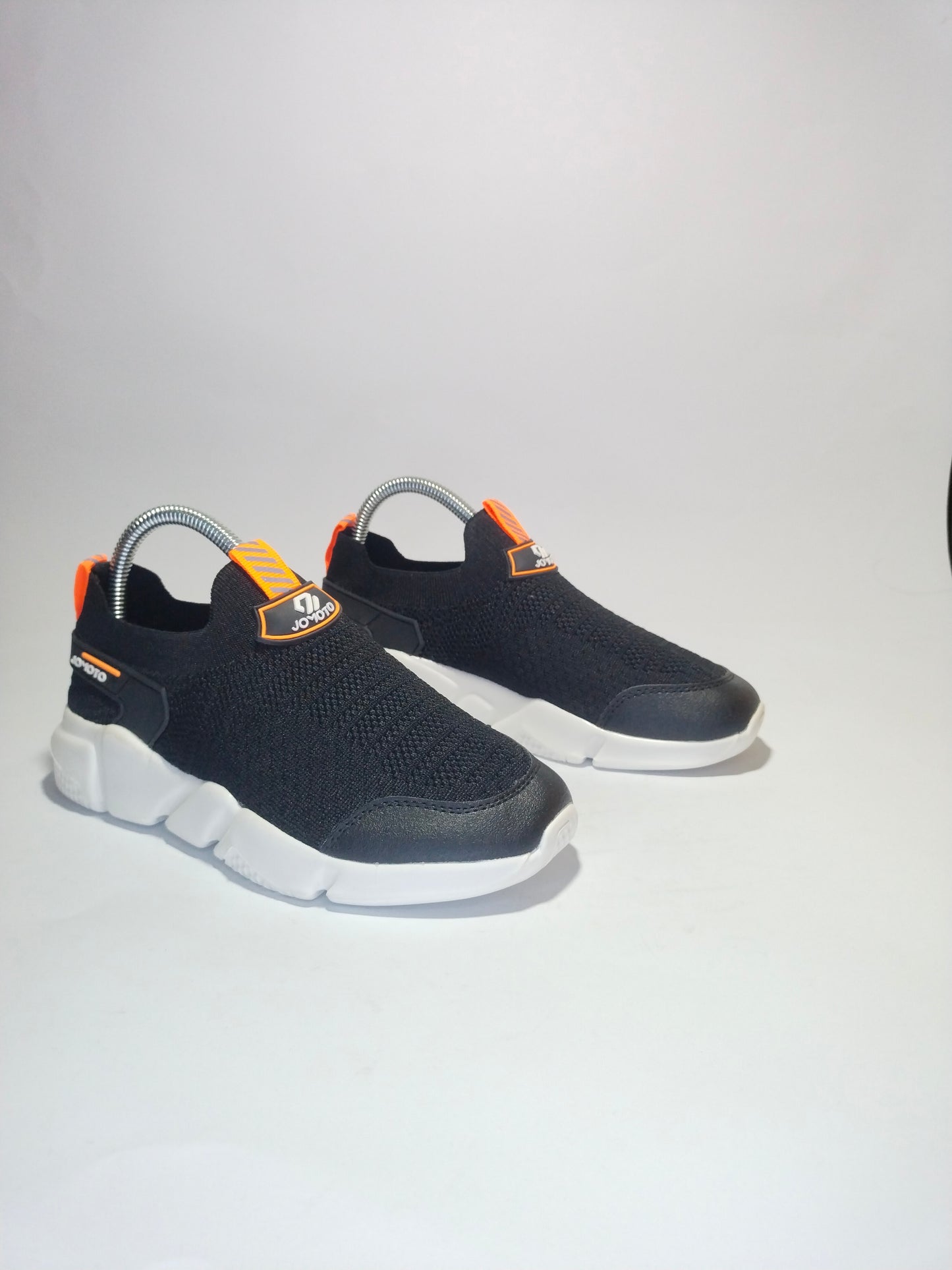 Casual women's walking shoes