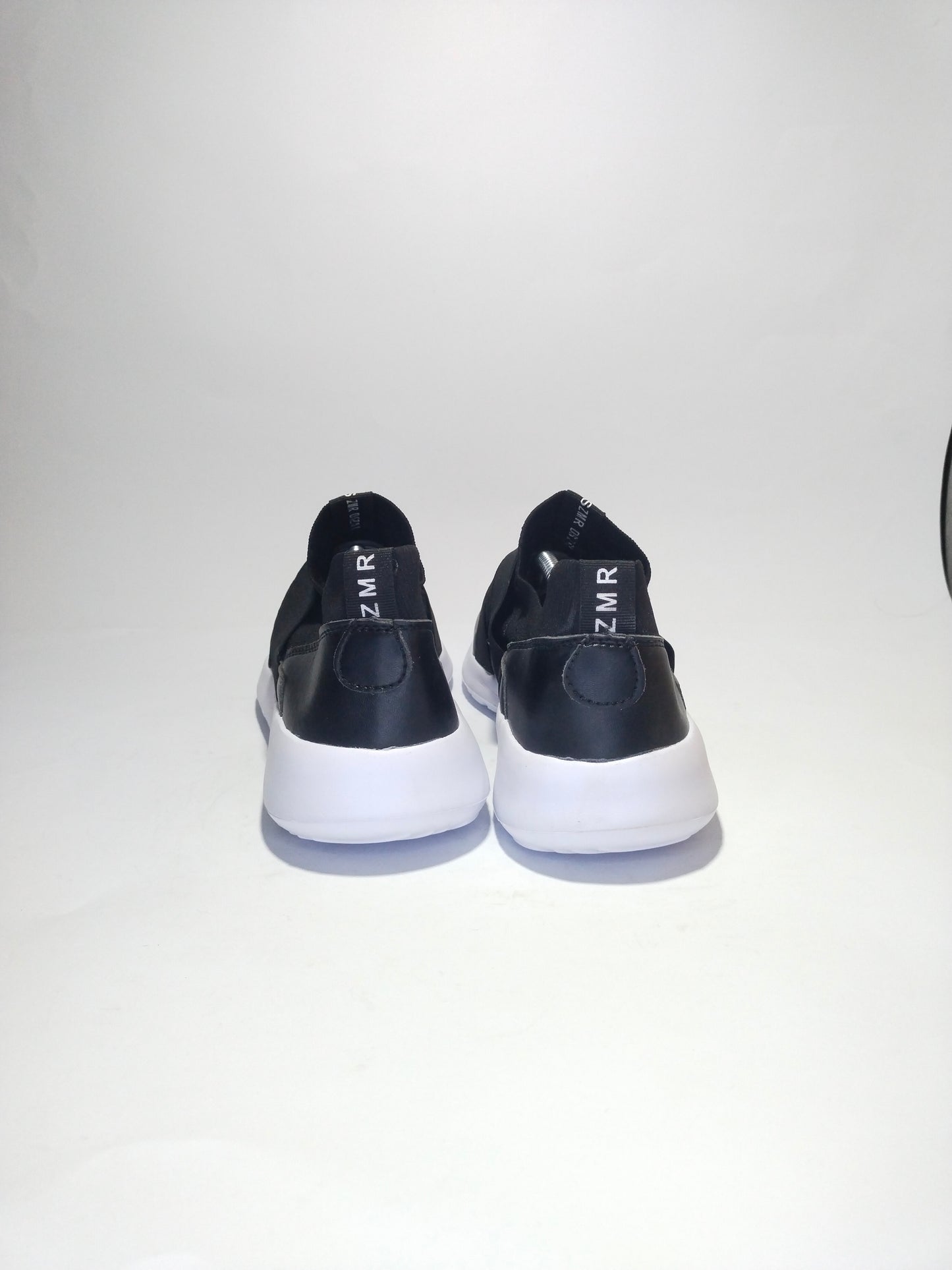 Casual women's walking shoes