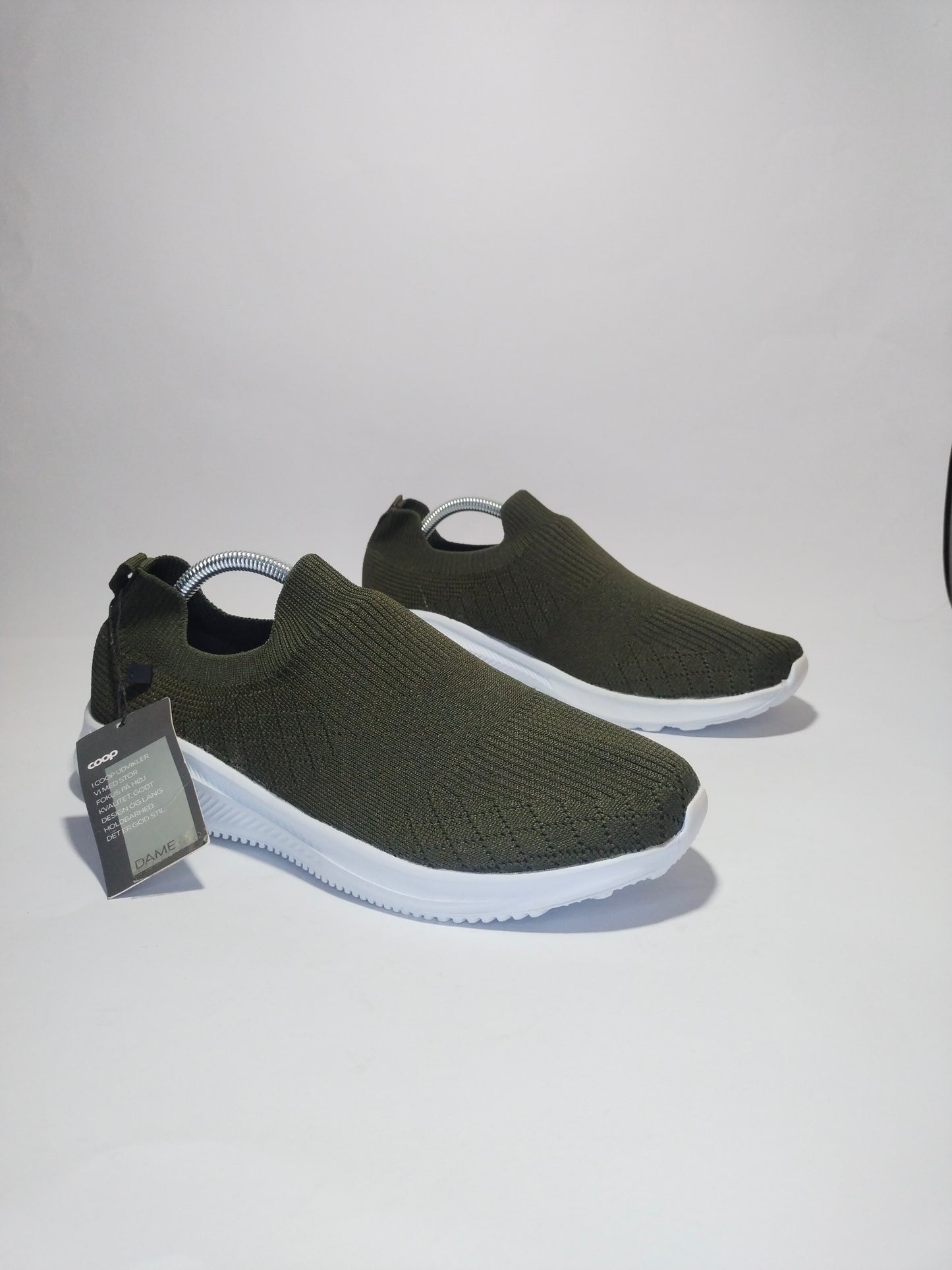 Casual women's walking shoes