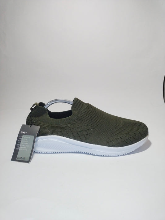 Casual women's walking shoes