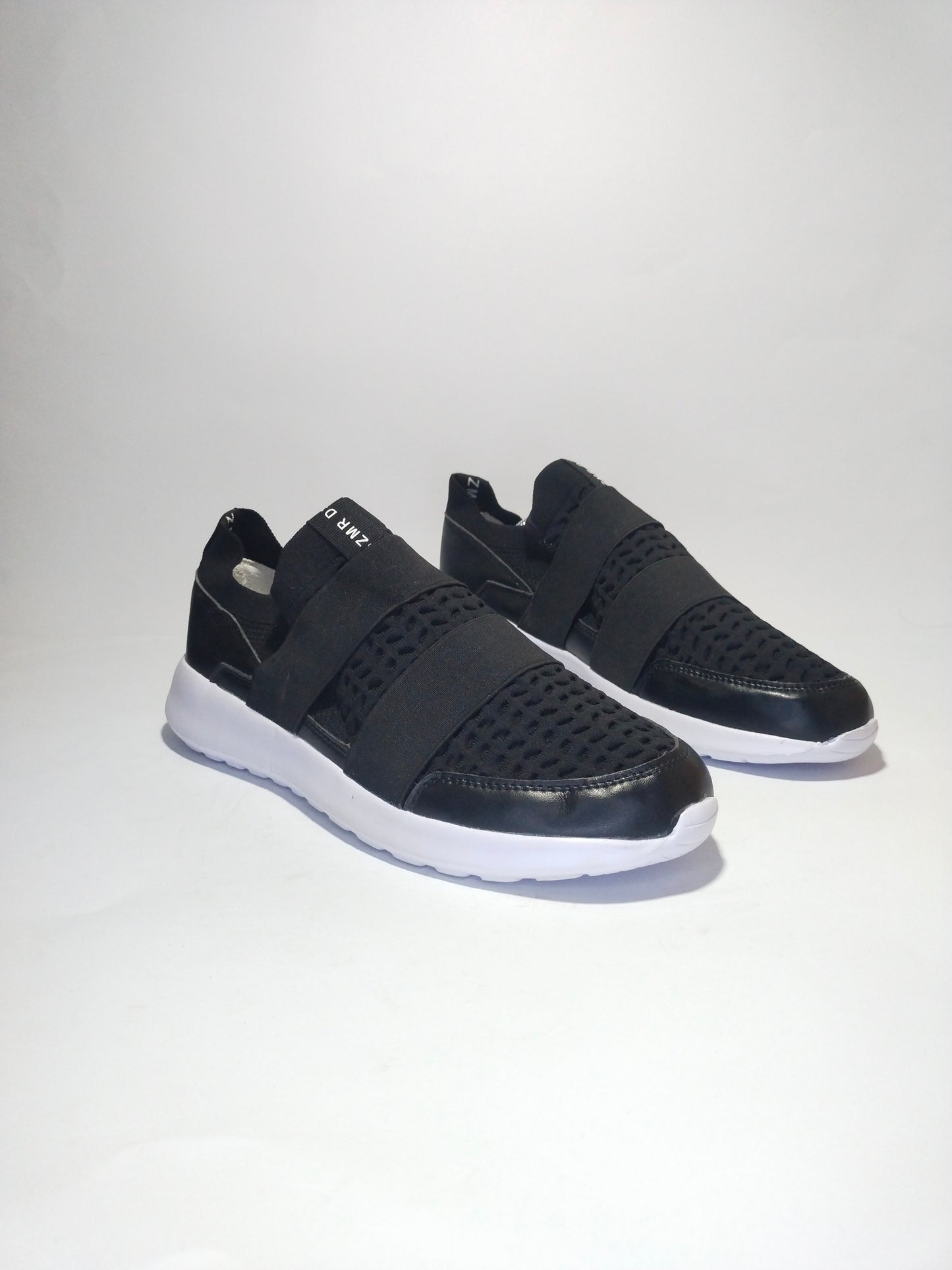 Casual women's walking shoes