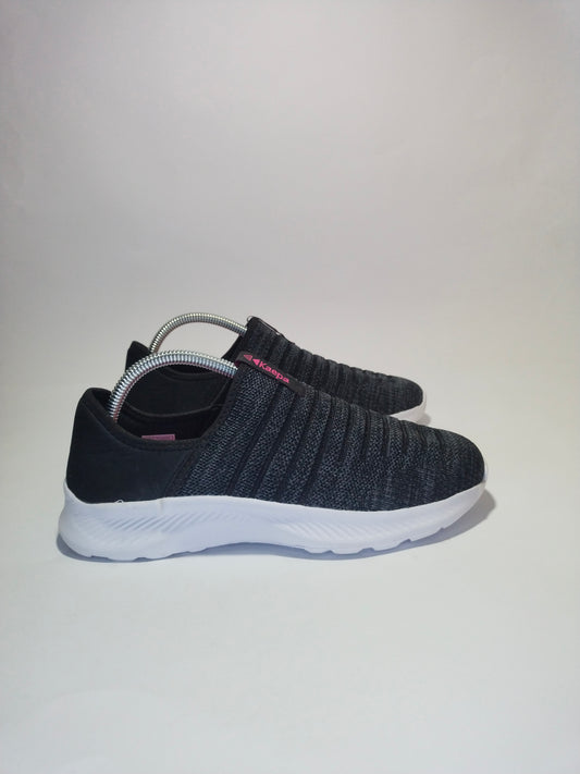 Casual women's walking shoes