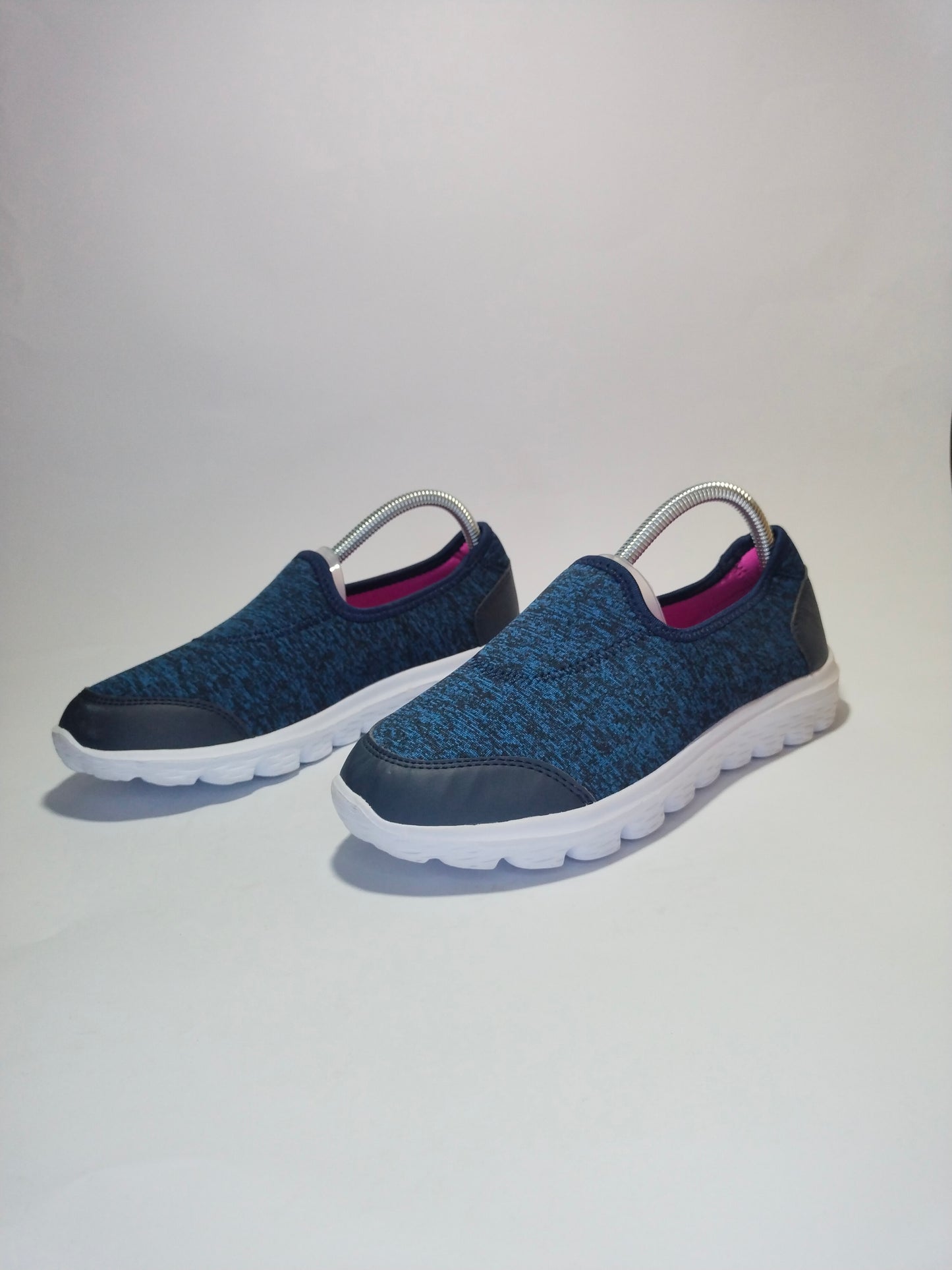 Casual women's walking shoes