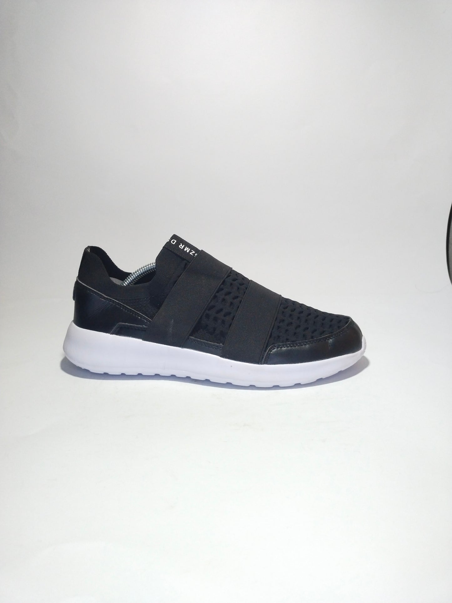 Casual women's walking shoes