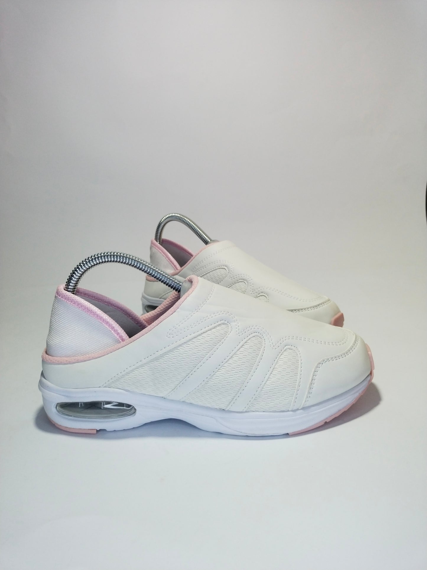 Casual women's walking shoes